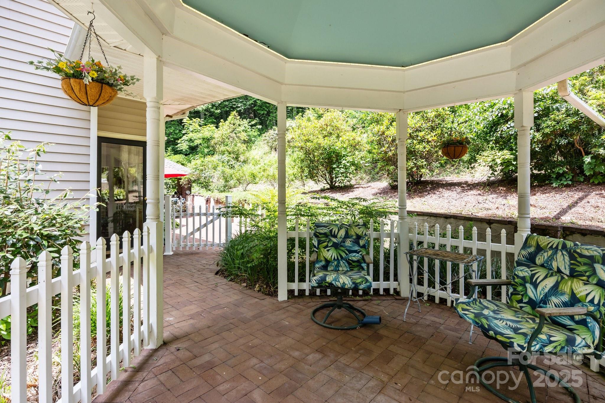 235 Kinder Lane Canton NC 28716