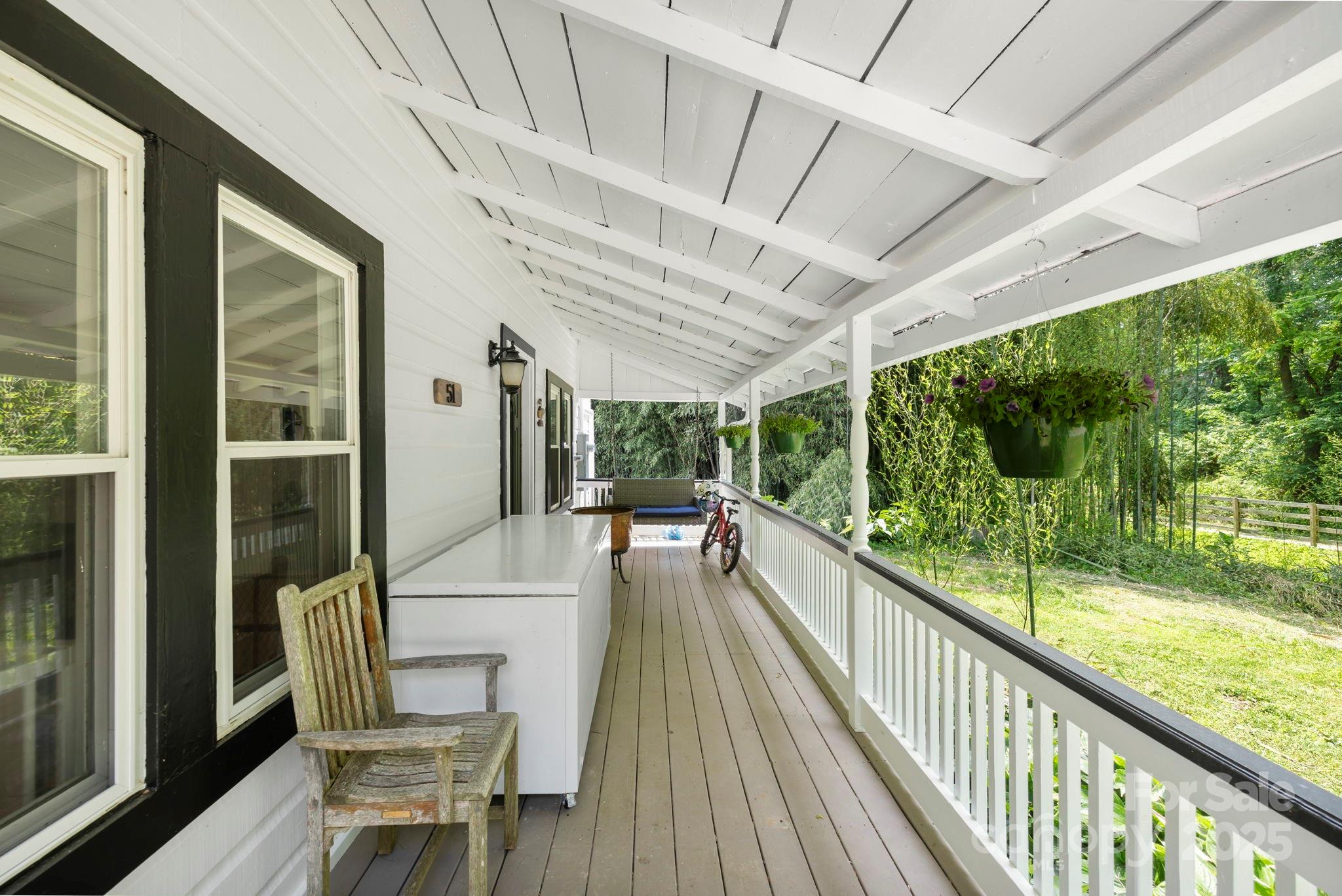 51 Homefire Cove Cove Leicester NC 28748