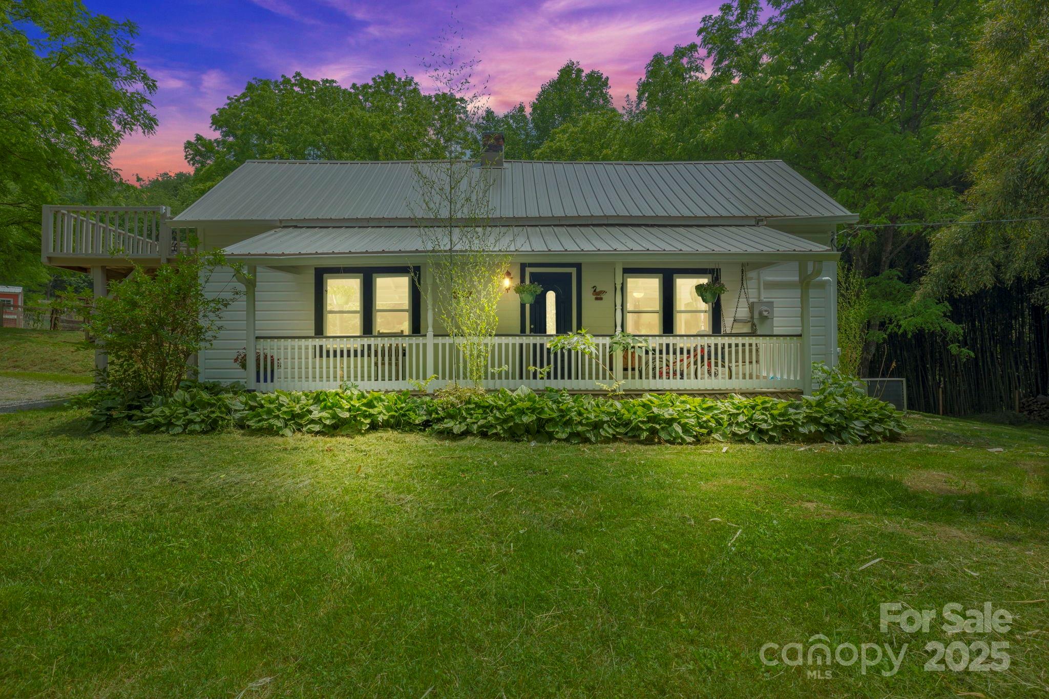 51 Homefire Cove Cove Leicester NC 28748