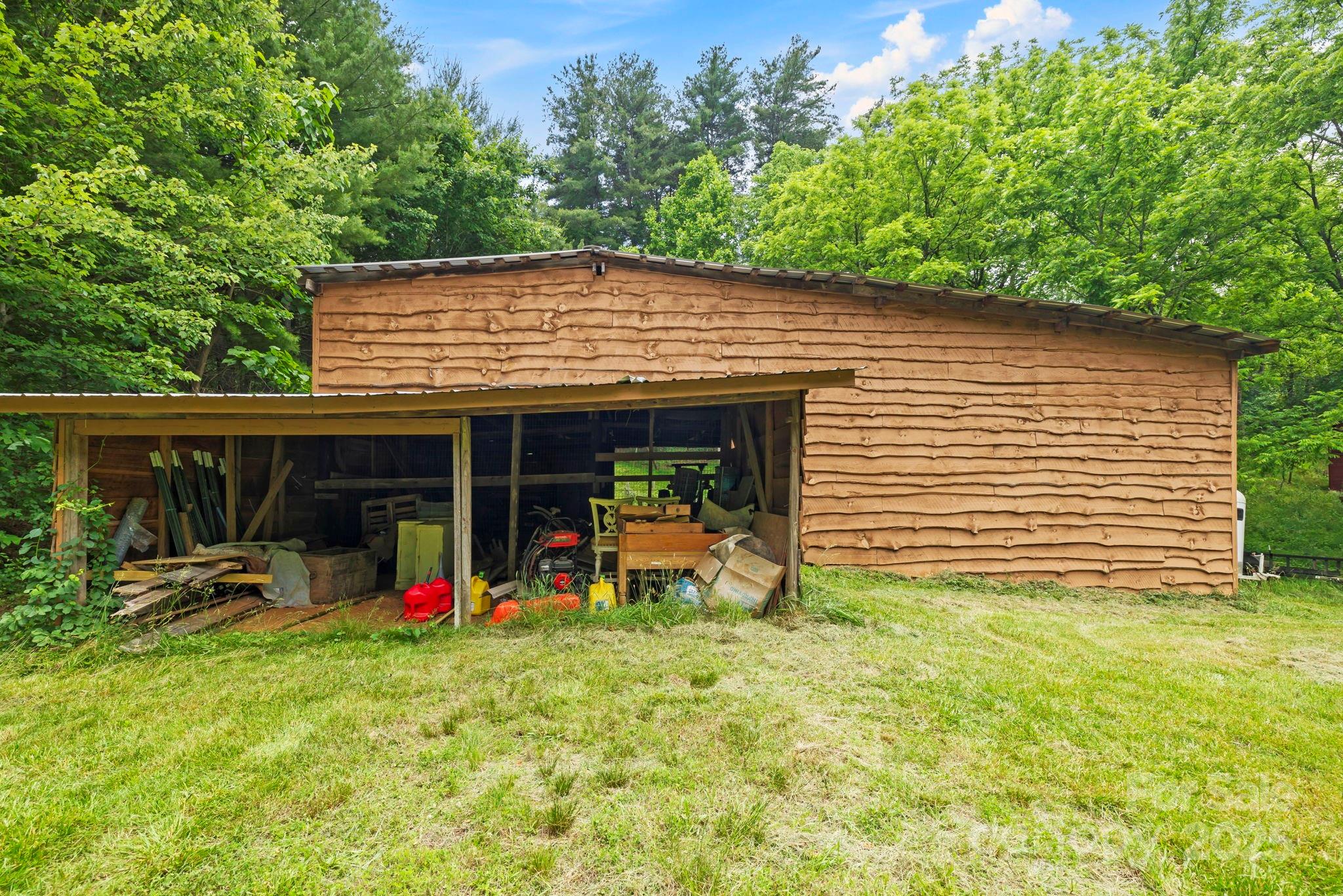 51 Homefire Cove Cove Leicester NC 28748