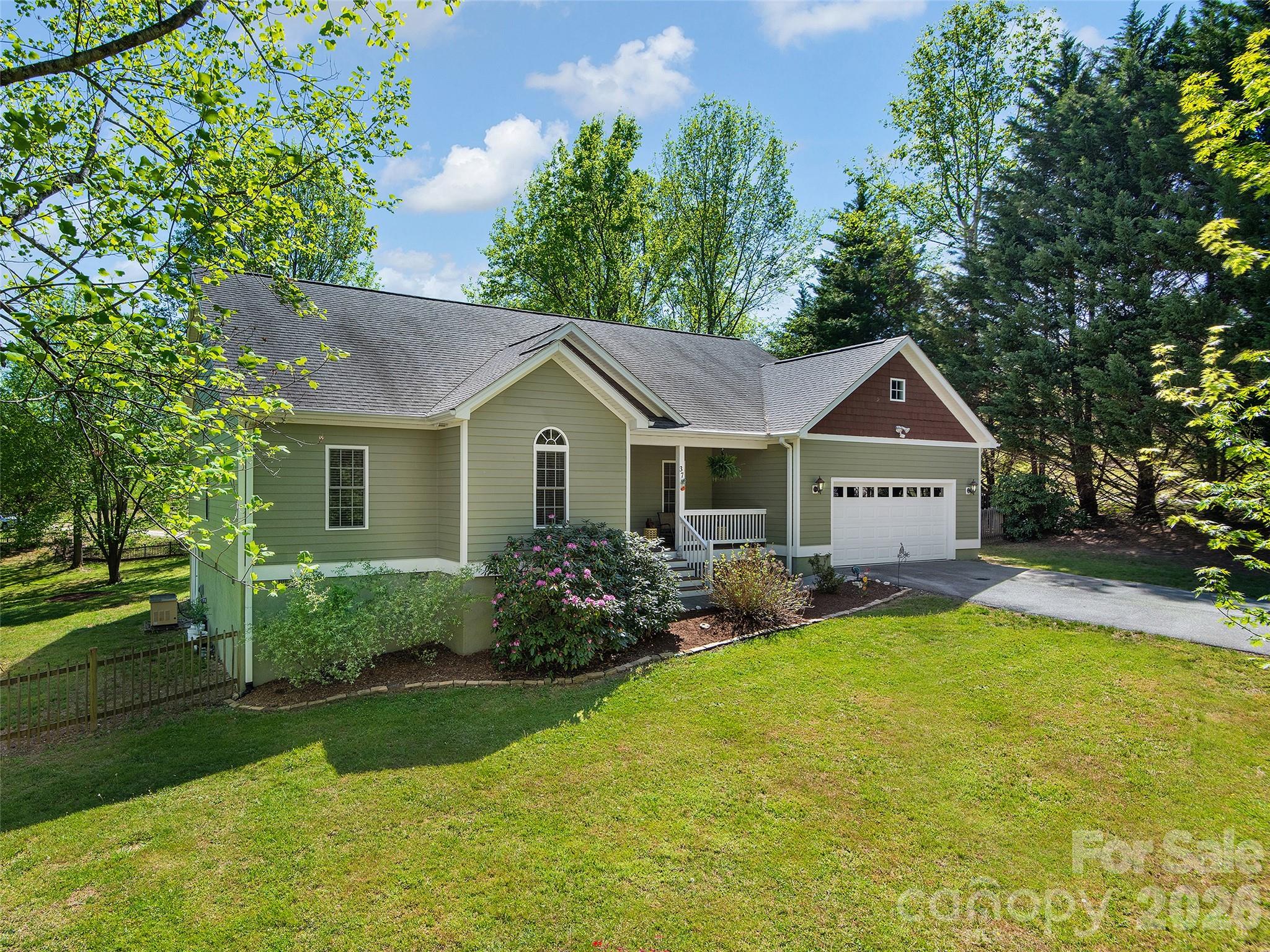 37 Crimson Lane Hendersonville NC 28792
