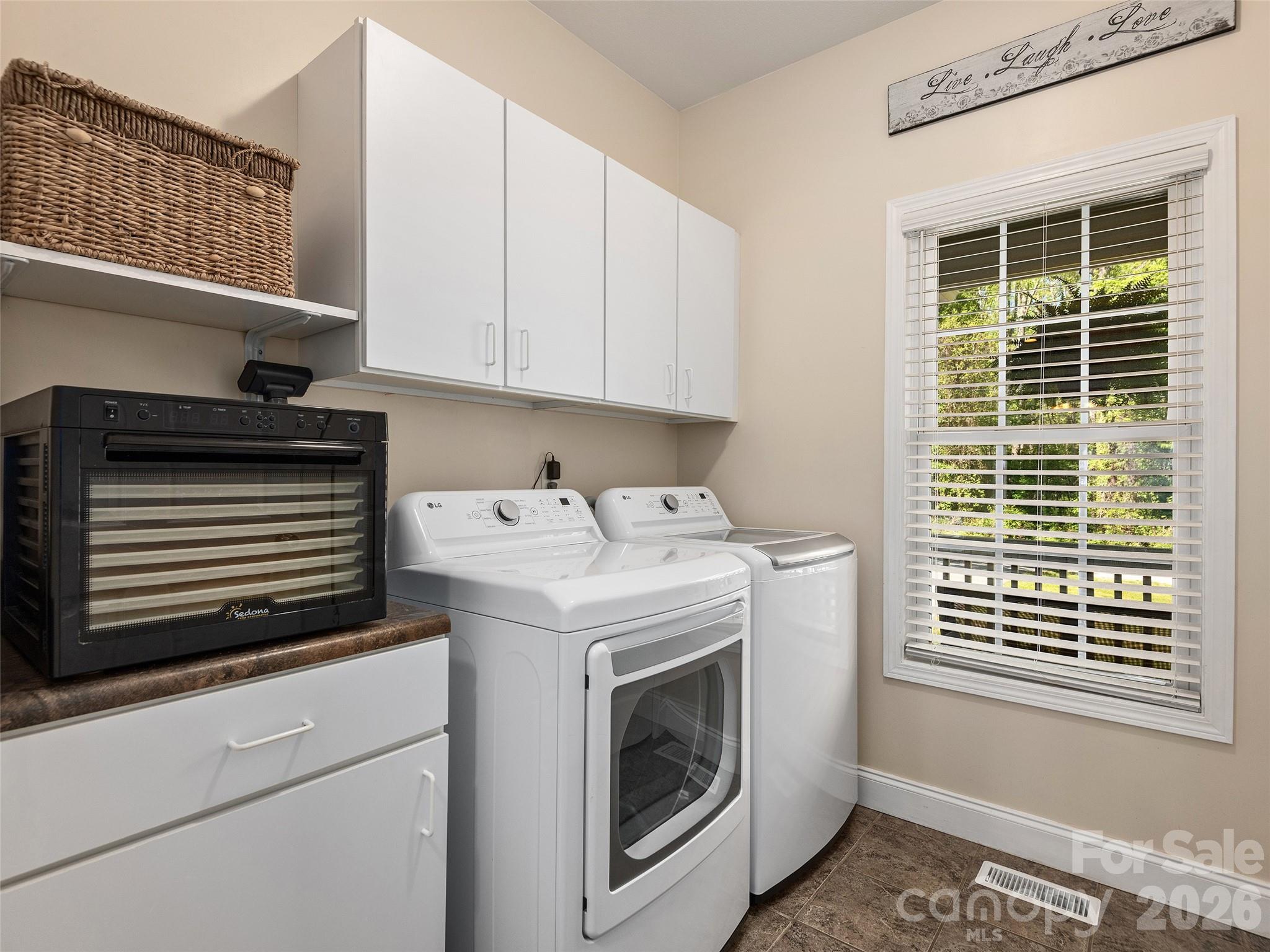 37 Crimson Lane Hendersonville NC 28792