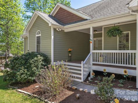 37 Crimson Lane Hendersonville NC 28792