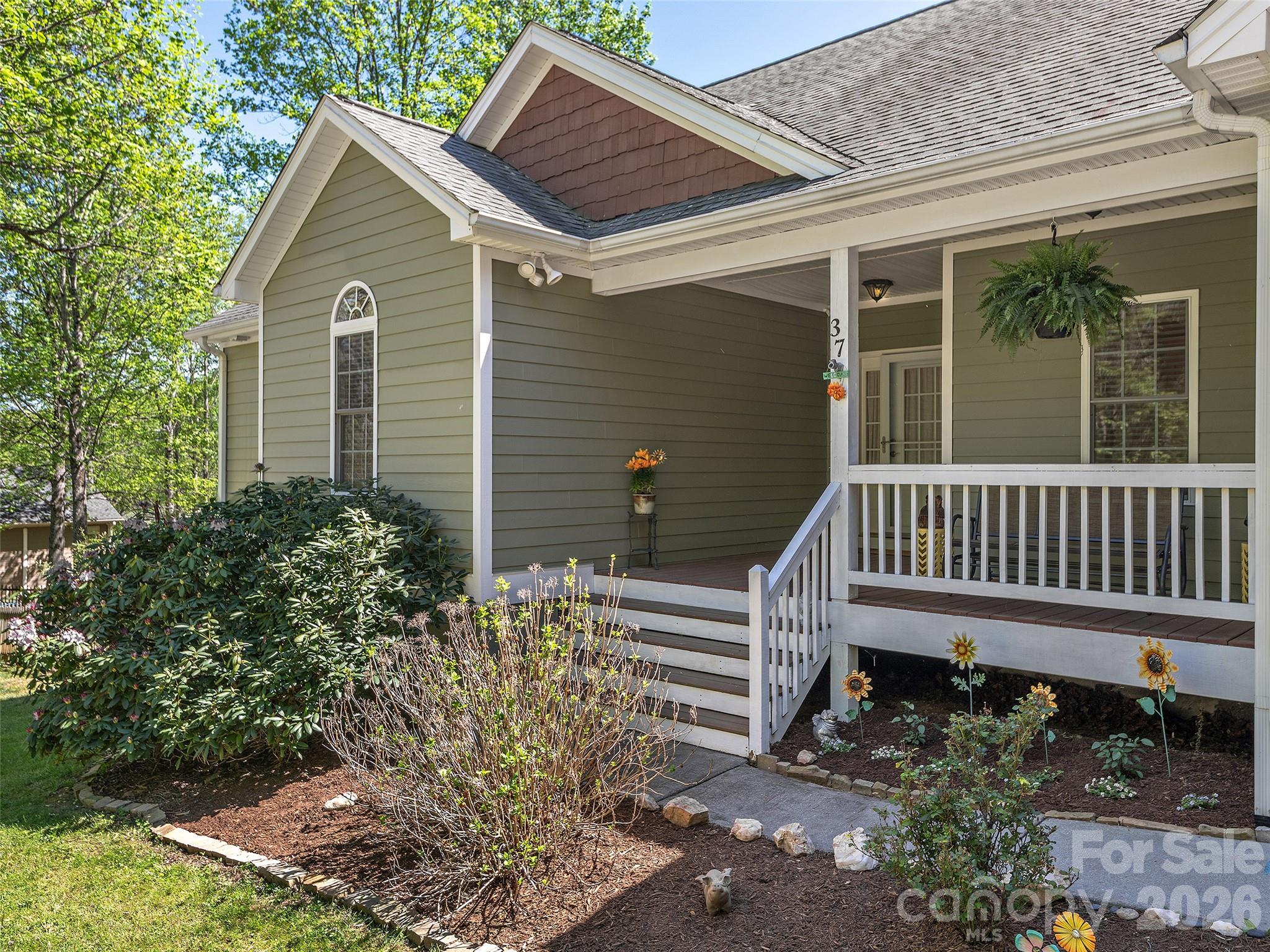 37 Crimson Lane Hendersonville NC 28792