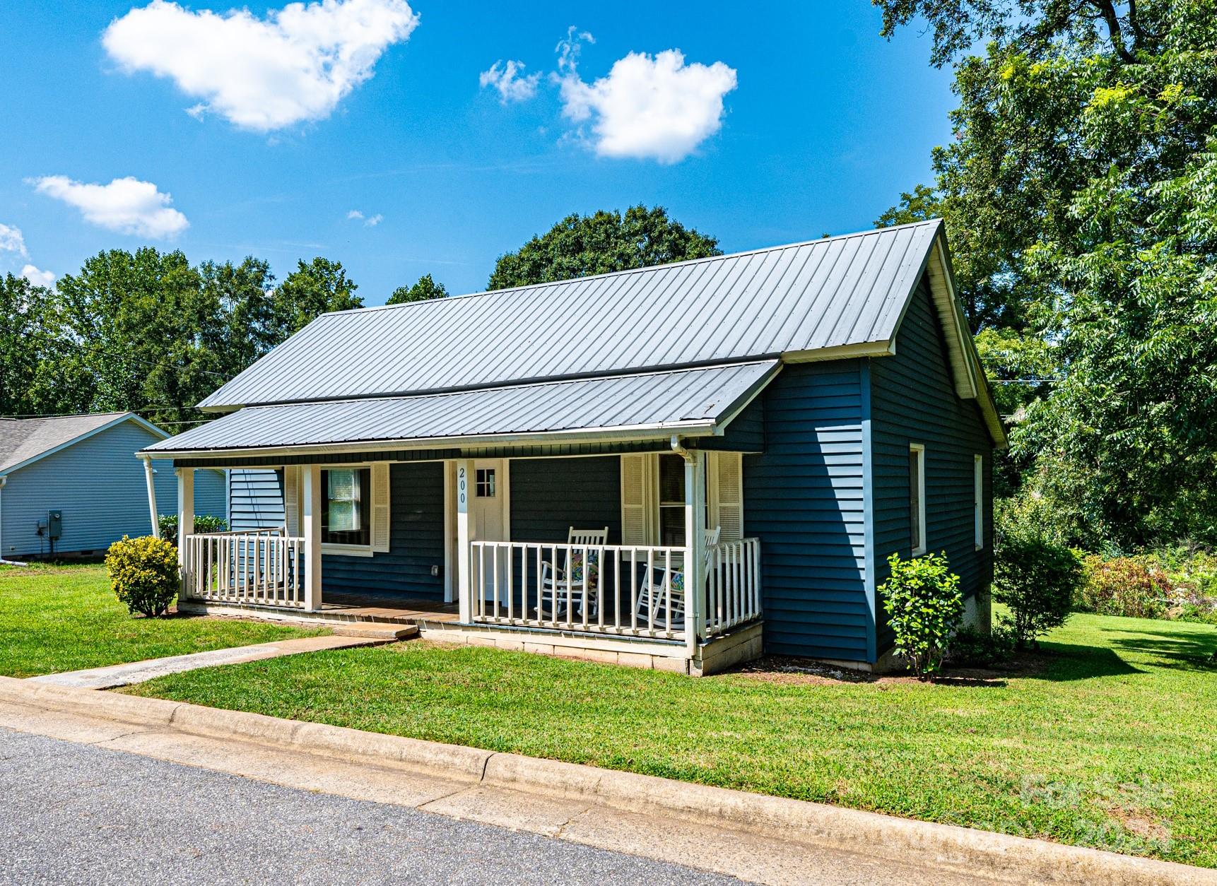 200 W 10th Street Newton NC 28658