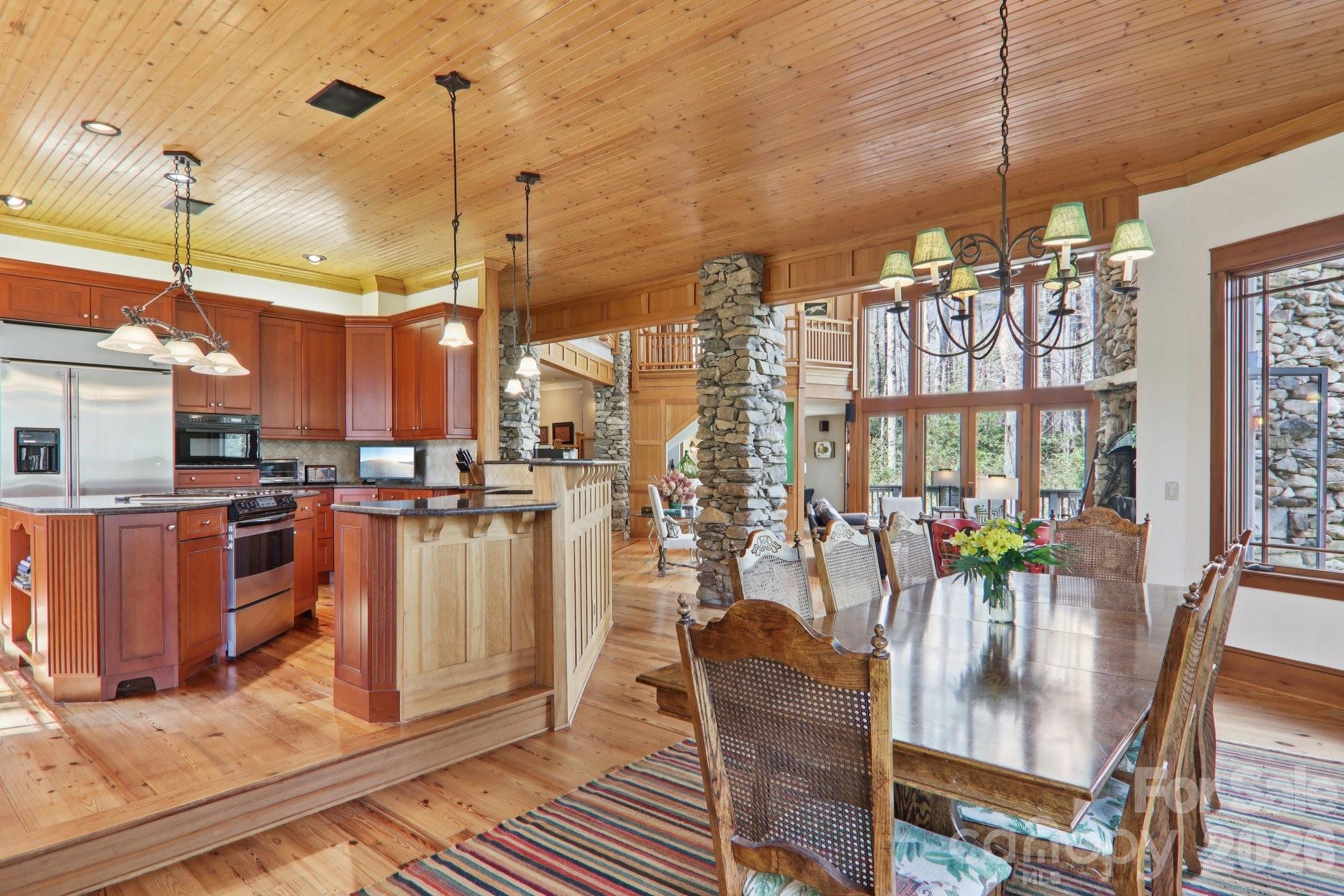 46 Mills Creek Drive Lake Toxaway NC 28747