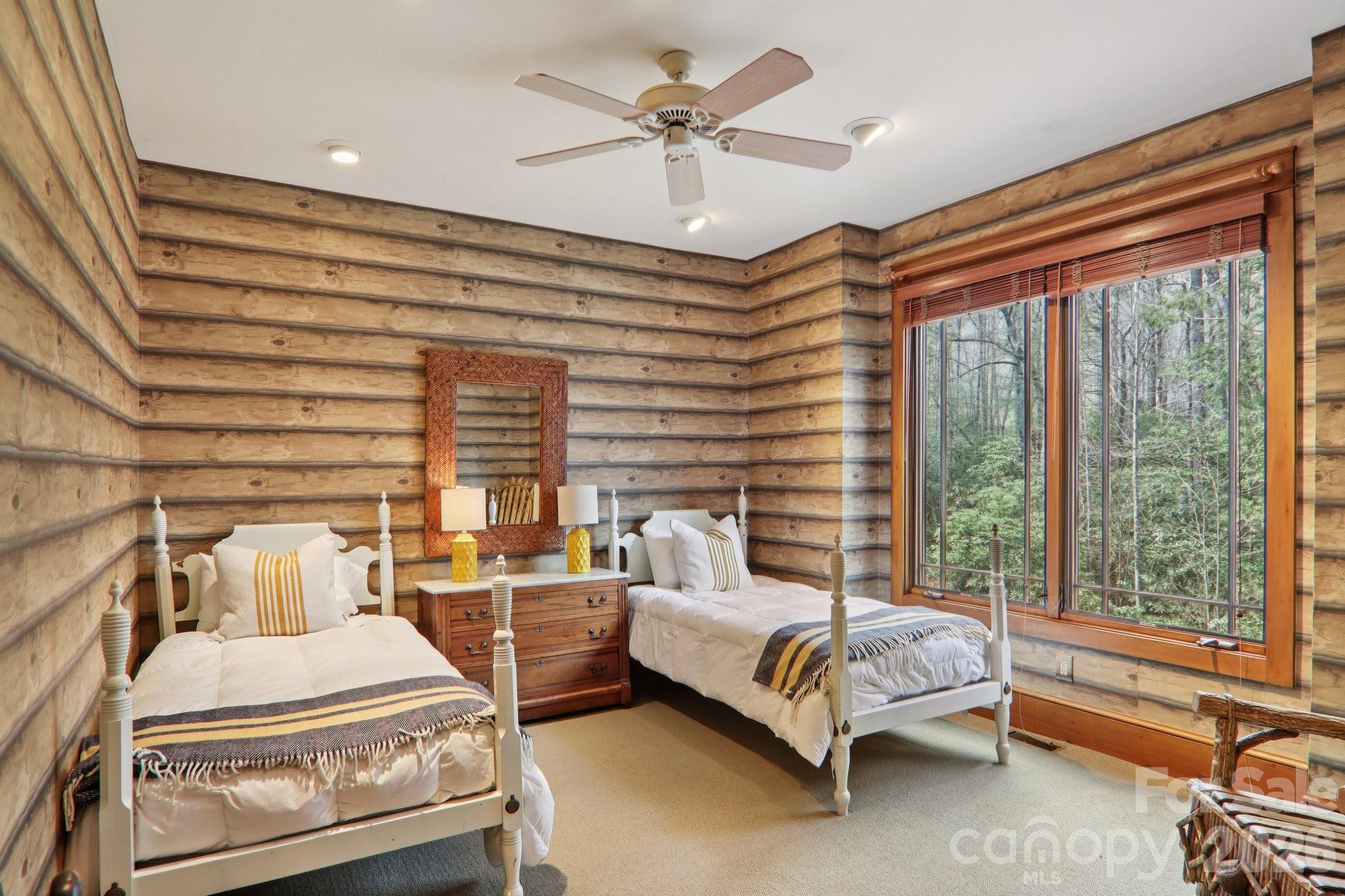 46 Mills Creek Drive Lake Toxaway NC 28747