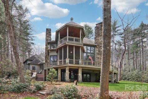46 Mills Creek Drive Lake Toxaway NC 28747