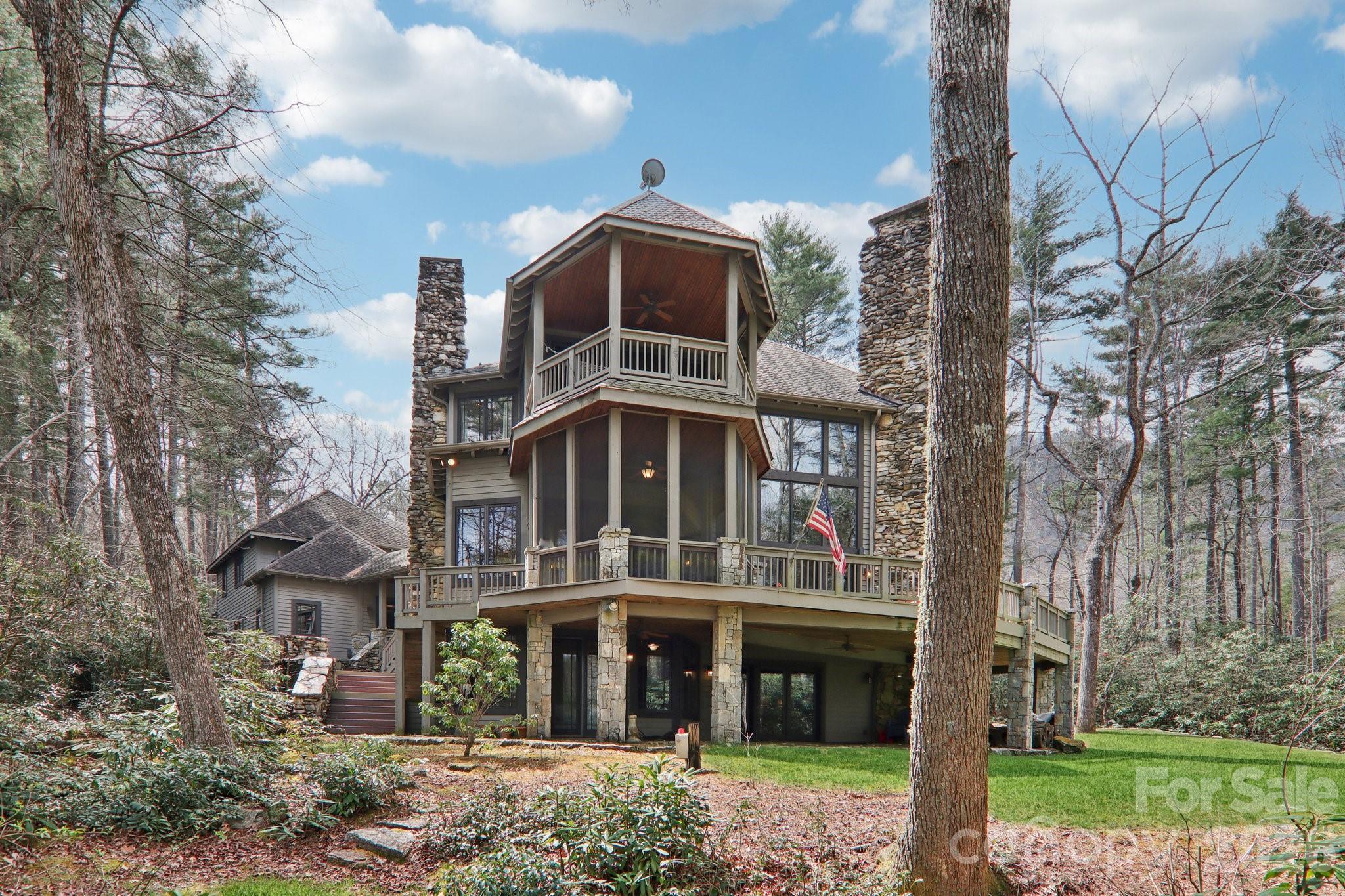 46 Mills Creek Drive Lake Toxaway NC 28747
