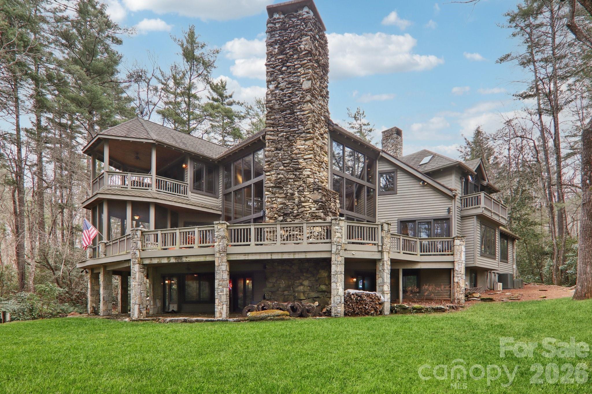 46 Mills Creek Drive Lake Toxaway NC 28747