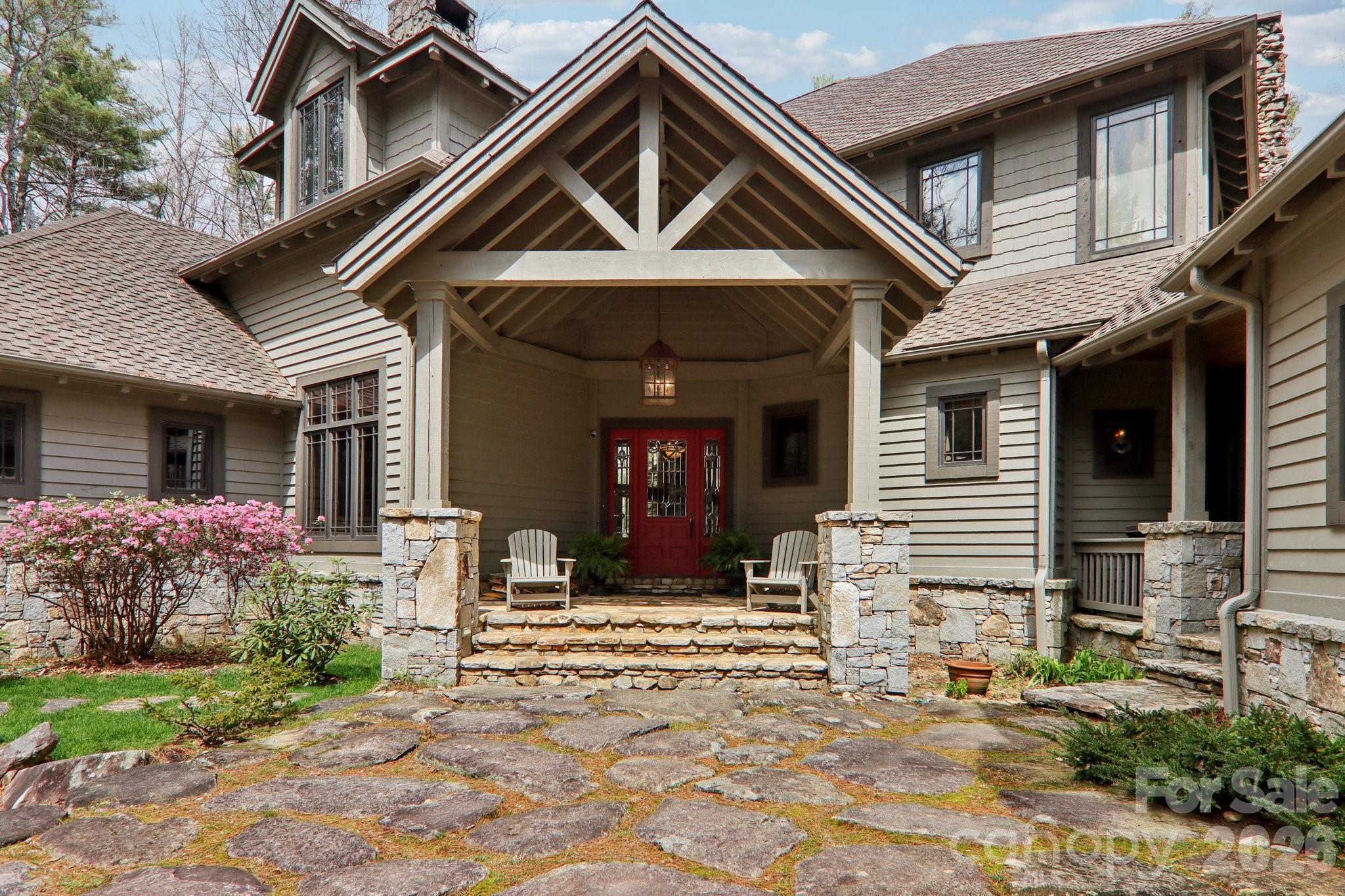 46 Mills Creek Drive Lake Toxaway NC 28747
