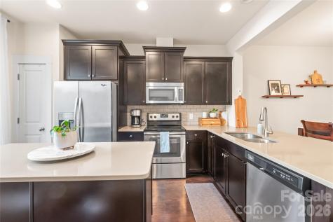 3217 Bending Birch Place Charlotte NC 28206