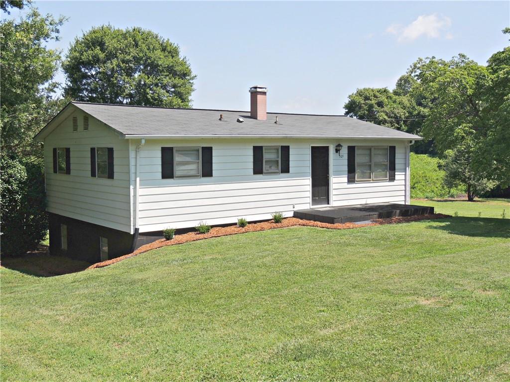 505 Thomas Drive Newton NC 28658