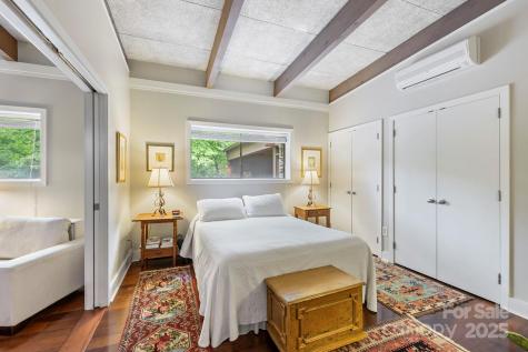 21 Rhododendron Road Black Mountain NC 28711