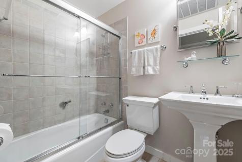 21 Rhododendron Road Black Mountain NC 28711