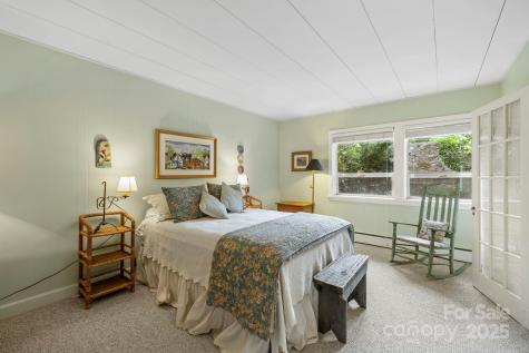 21 Rhododendron Road Black Mountain NC 28711