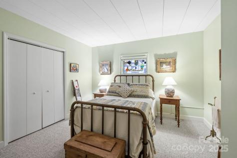 21 Rhododendron Road Black Mountain NC 28711