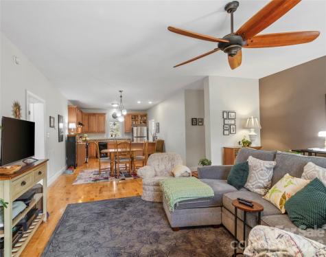 274 White Oak Circle Burnsville NC 28714