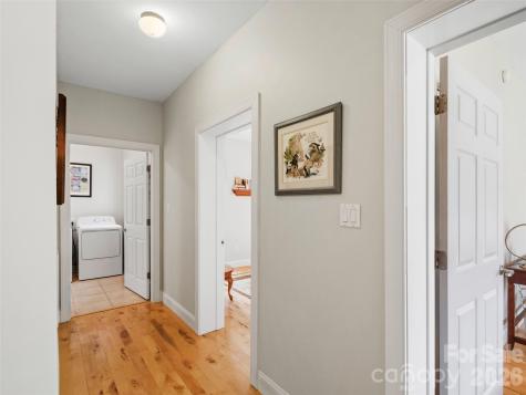 274 White Oak Circle Burnsville NC 28714