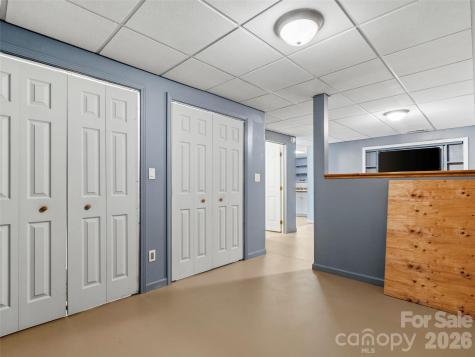 274 White Oak Circle Burnsville NC 28714