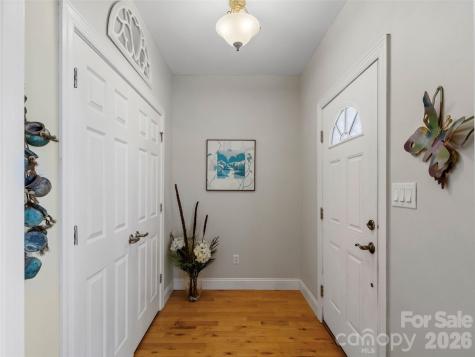 274 White Oak Circle Burnsville NC 28714