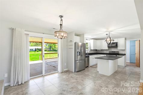 279 Garden Lane Canton NC 28716