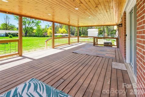 279 Garden Lane Canton NC 28716