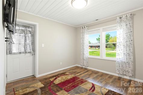 279 Garden Lane Canton NC 28716