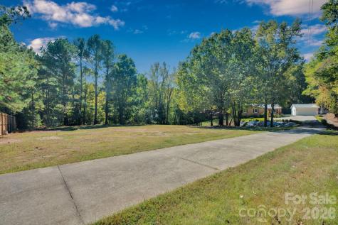 4612 Huggins Road Marshville NC 28103