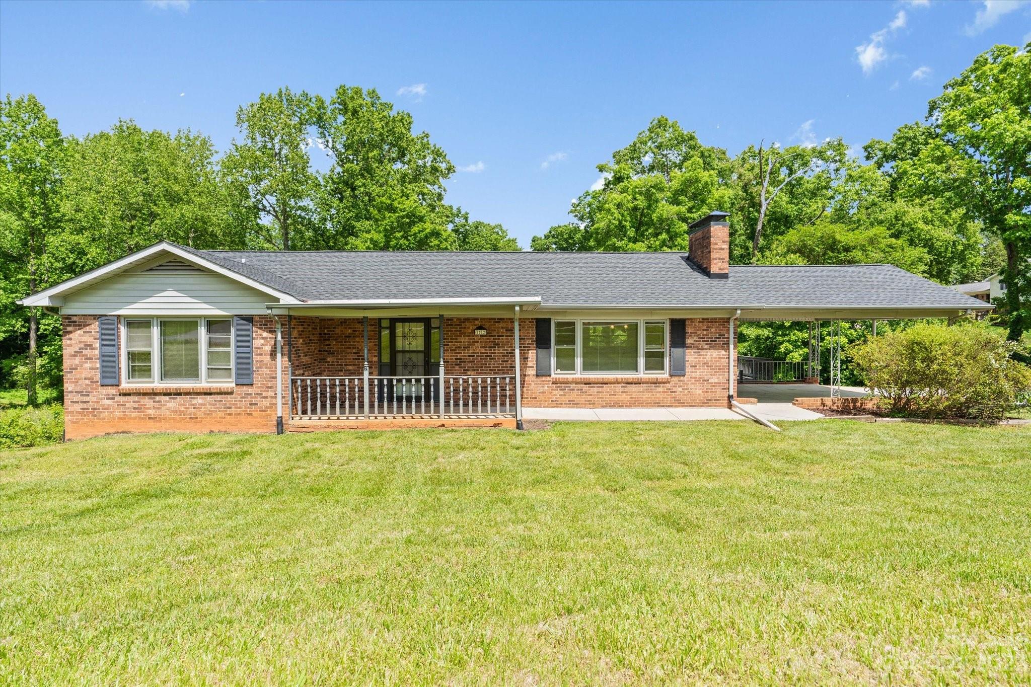 5512 Pine Lake Court Hickory NC 28601
