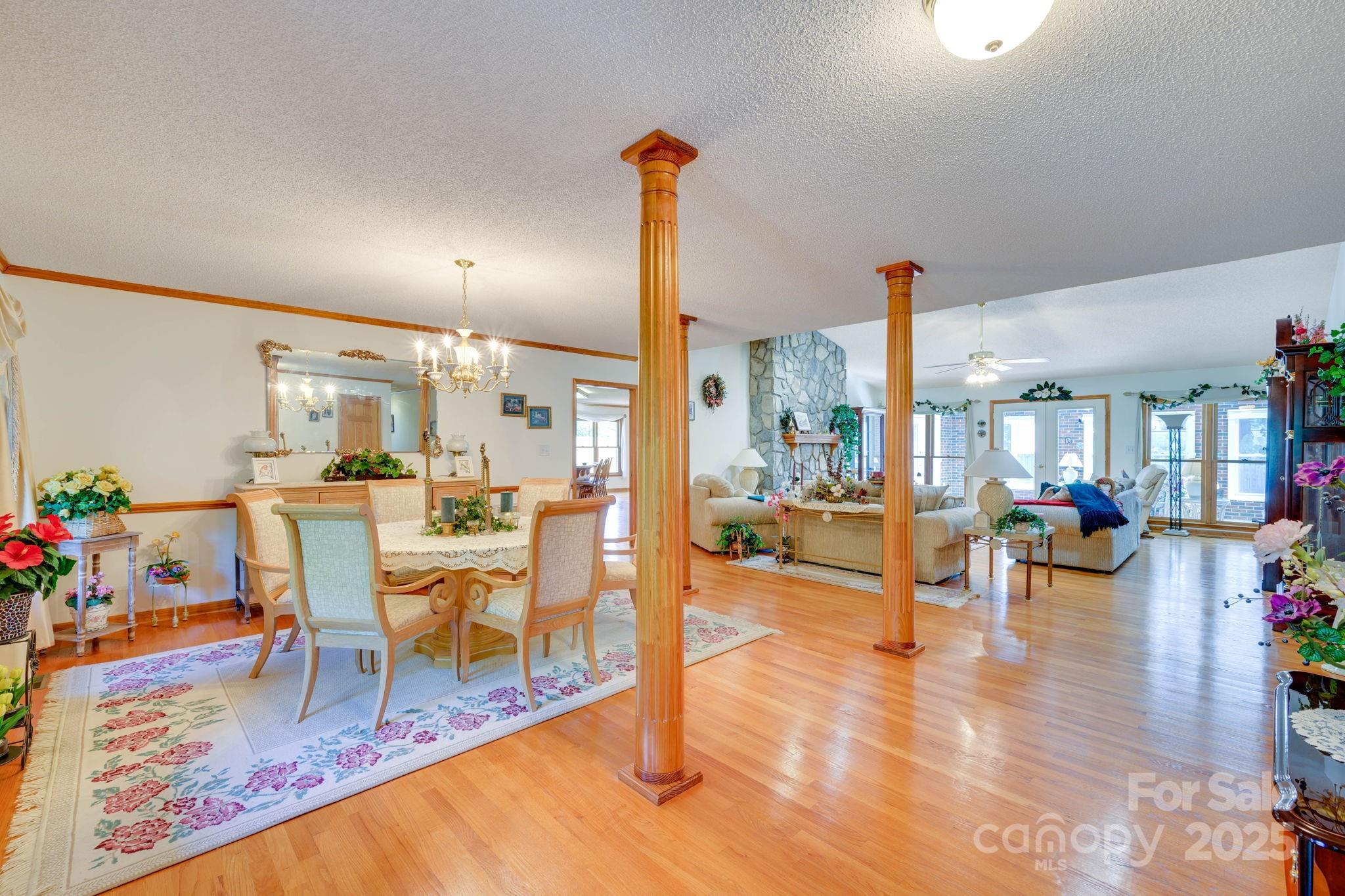 3132 Fox Den Circle Iron Station NC 28080