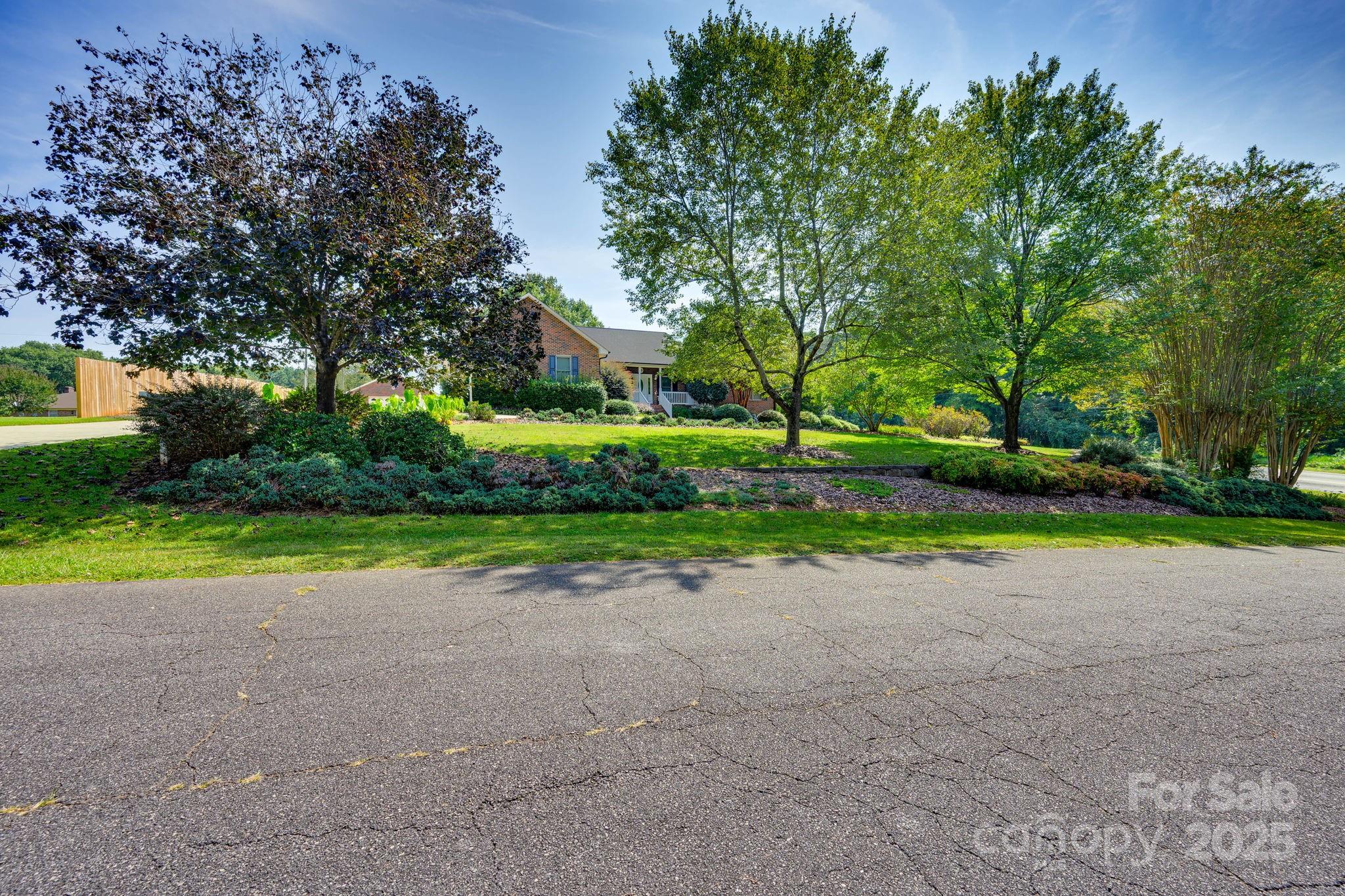3132 Fox Den Circle Iron Station NC 28080