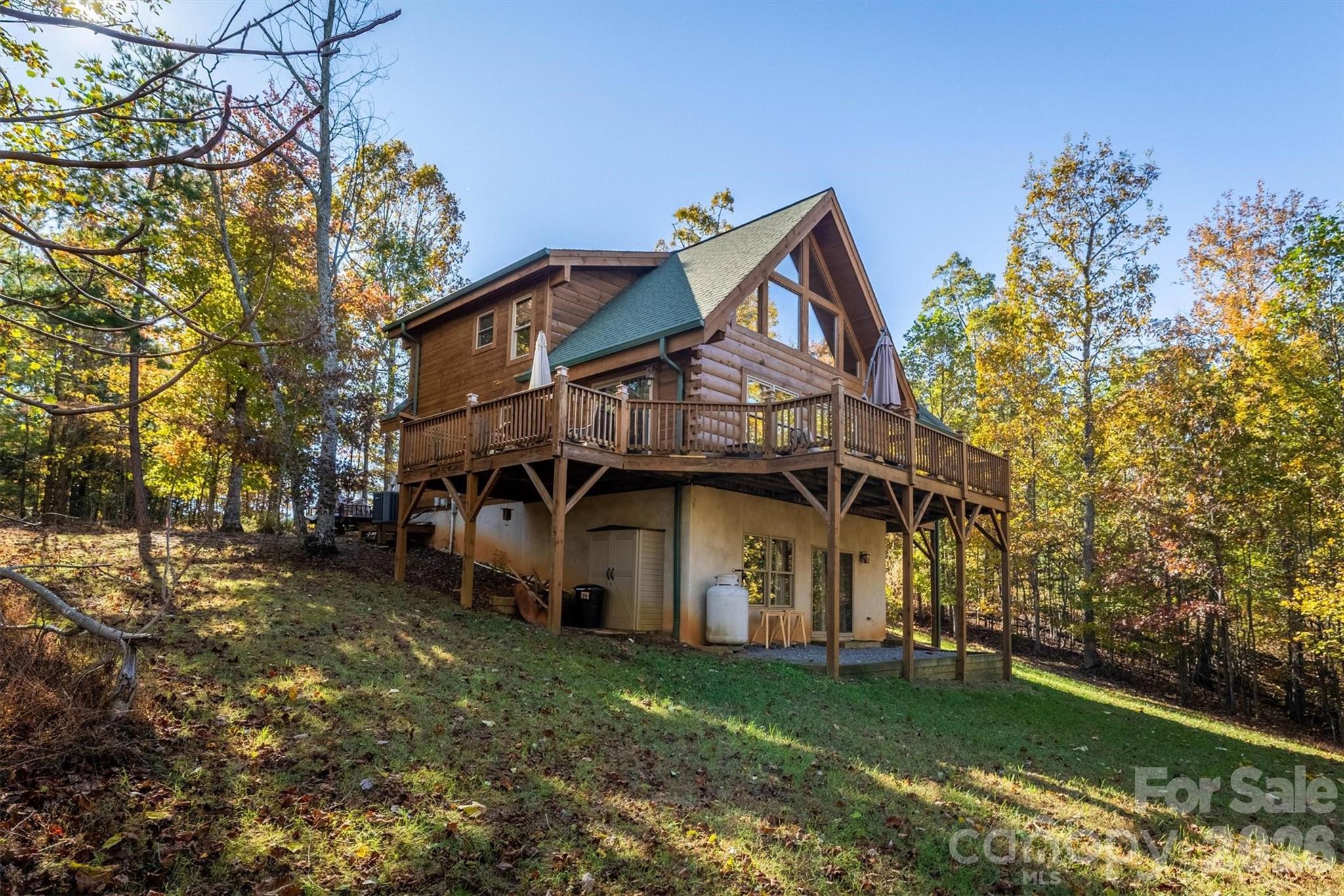 1143 Grandview Peaks Drive Nebo NC 28761