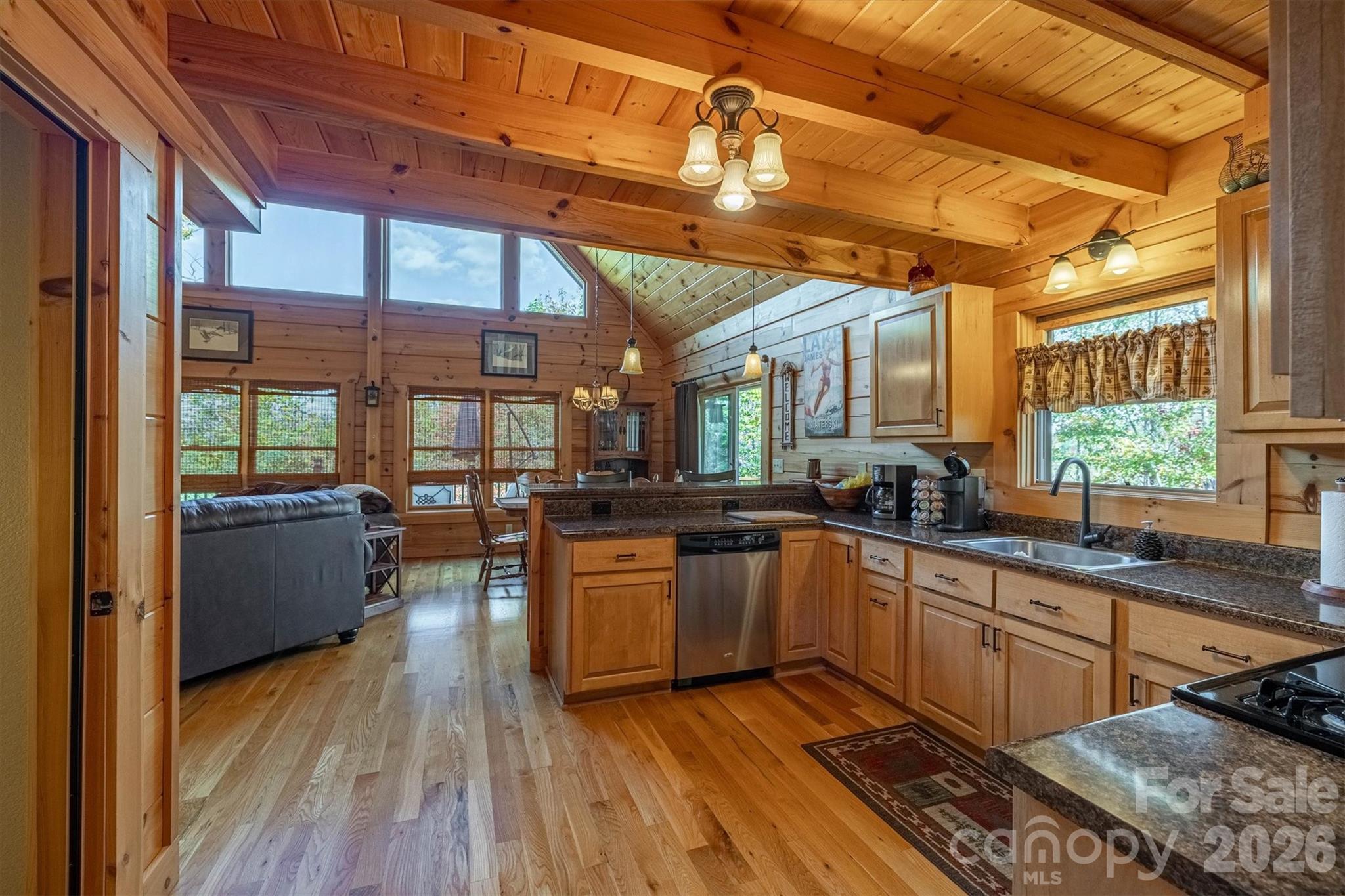 1143 Grandview Peaks Drive Nebo NC 28761