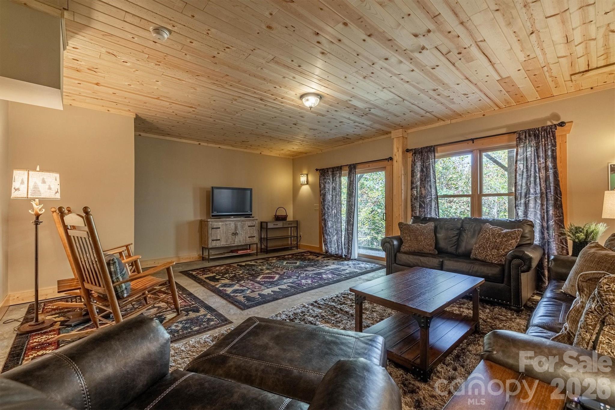 1143 Grandview Peaks Drive Nebo NC 28761