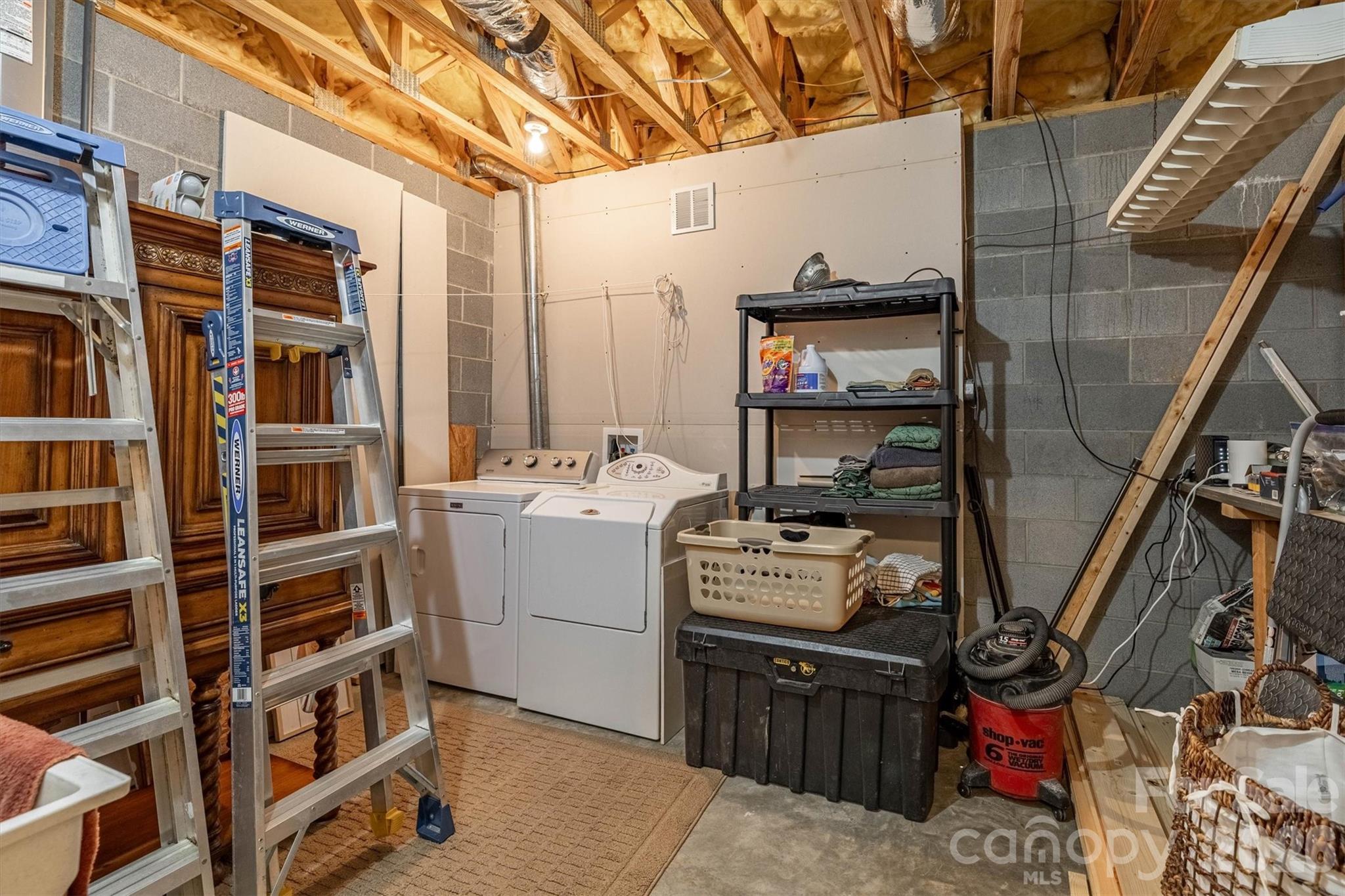 1143 Grandview Peaks Drive Nebo NC 28761
