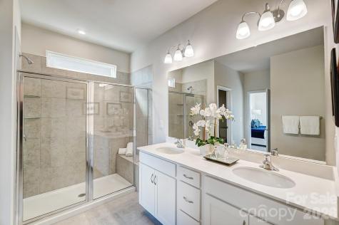 2706 Phoenix Court Gastonia NC 28052