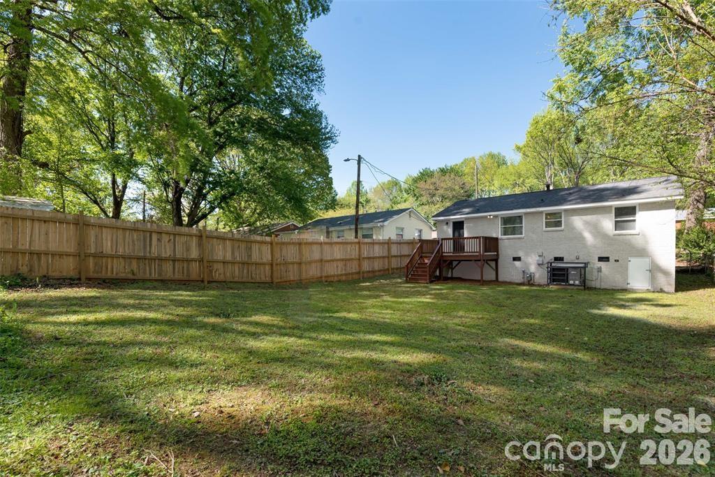 1828 Finchley Drive Charlotte NC 28215