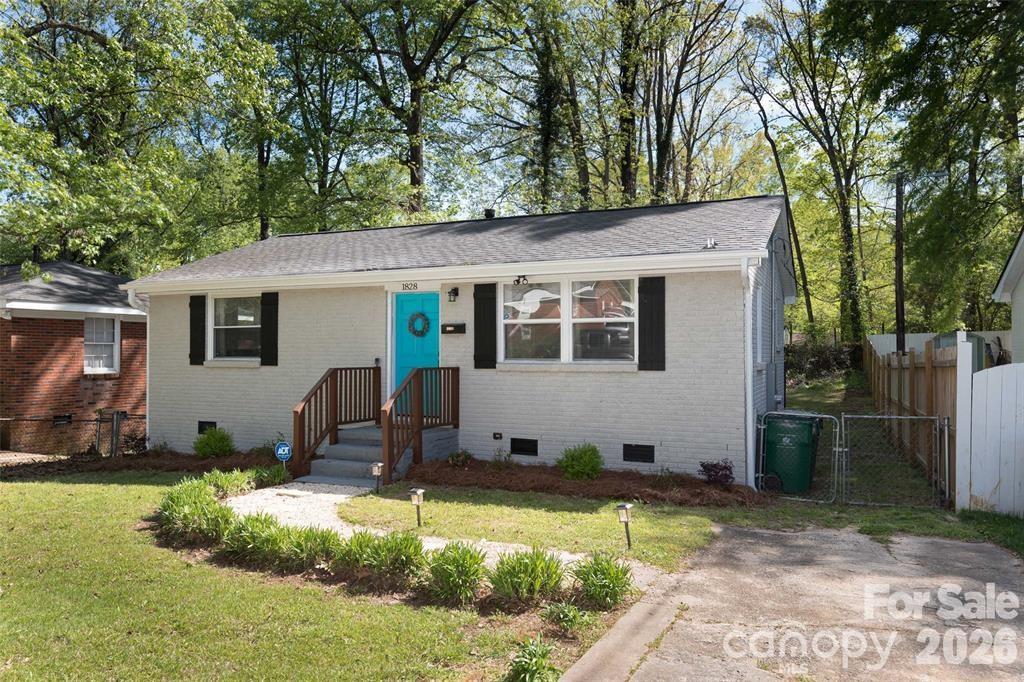 1828 Finchley Drive Charlotte NC 28215