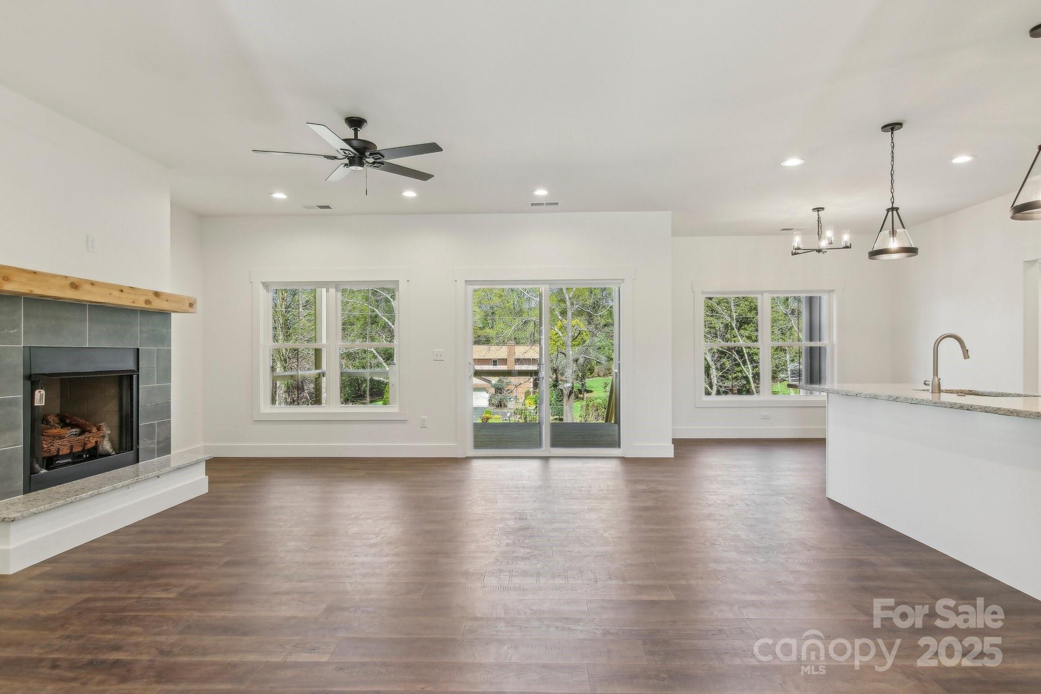 35 Haywood Park Drive Hendersonville NC 28791