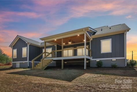 35 Haywood Park Drive Hendersonville NC 28791