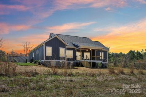 35 Haywood Park Drive Hendersonville NC 28791