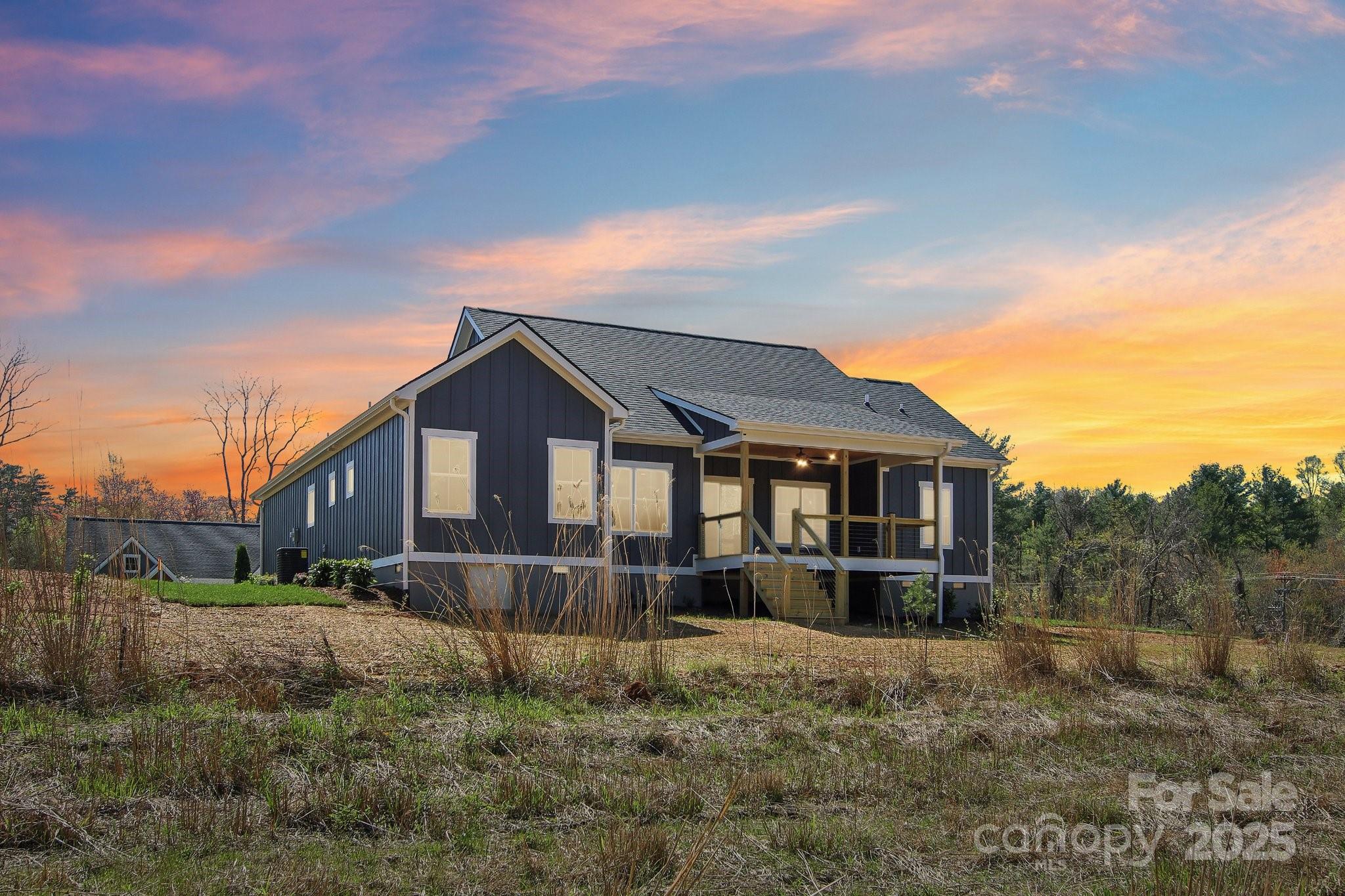 35 Haywood Park Drive Hendersonville NC 28791