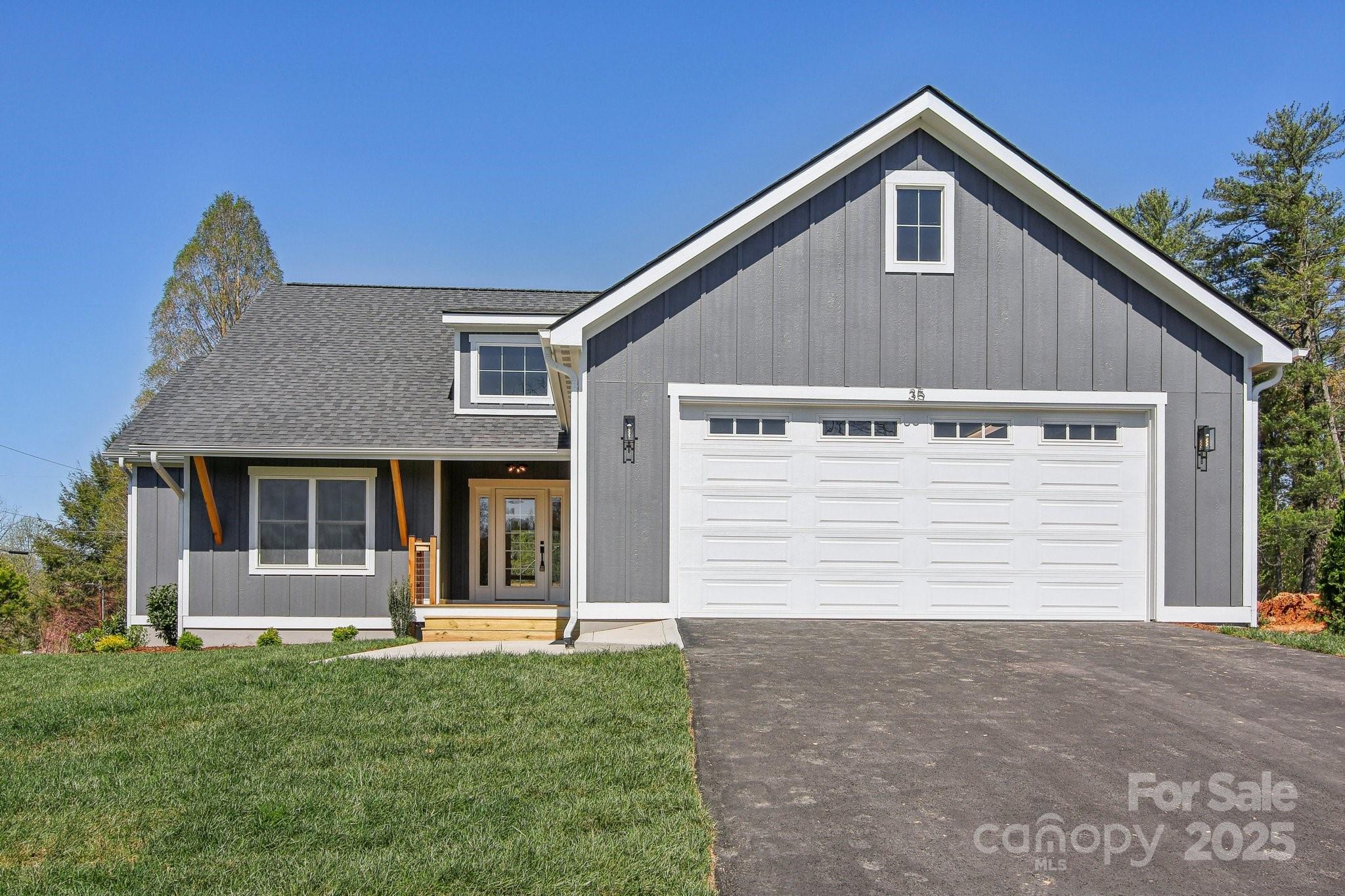 35 Haywood Park Drive Hendersonville NC 28791