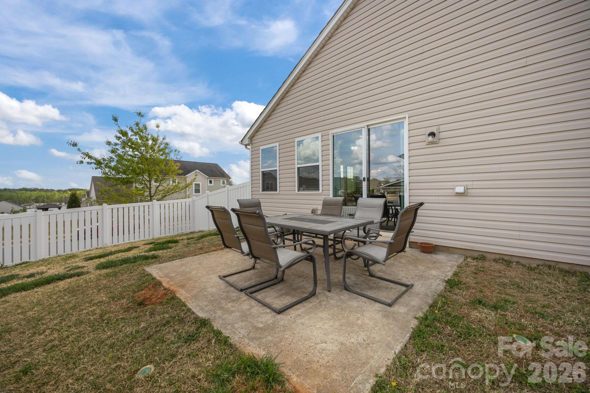 7902 Meridale Forest Drive Charlotte NC 28269