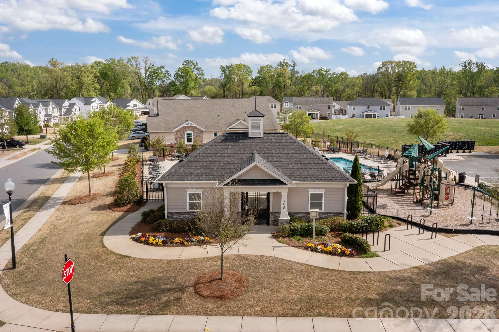 7902 Meridale Forest Drive Charlotte NC 28269