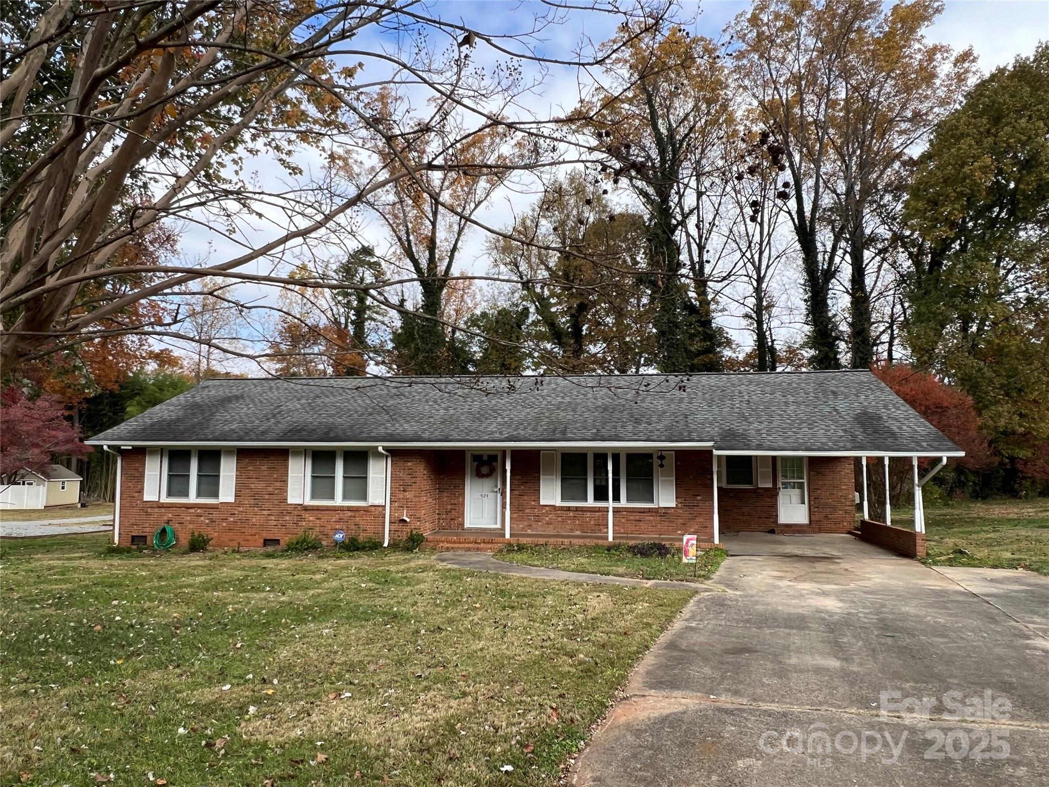 924 Rollingwood Drive Mount Holly NC 28120