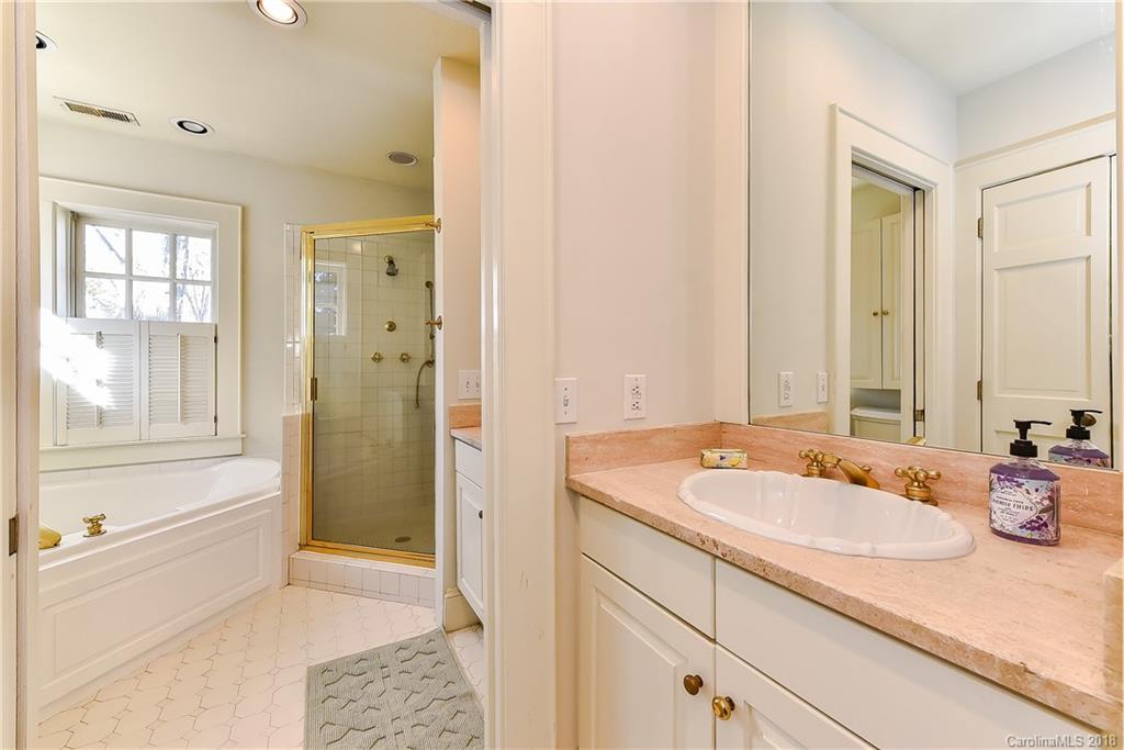 2201 Malvern Road Charlotte NC 28207