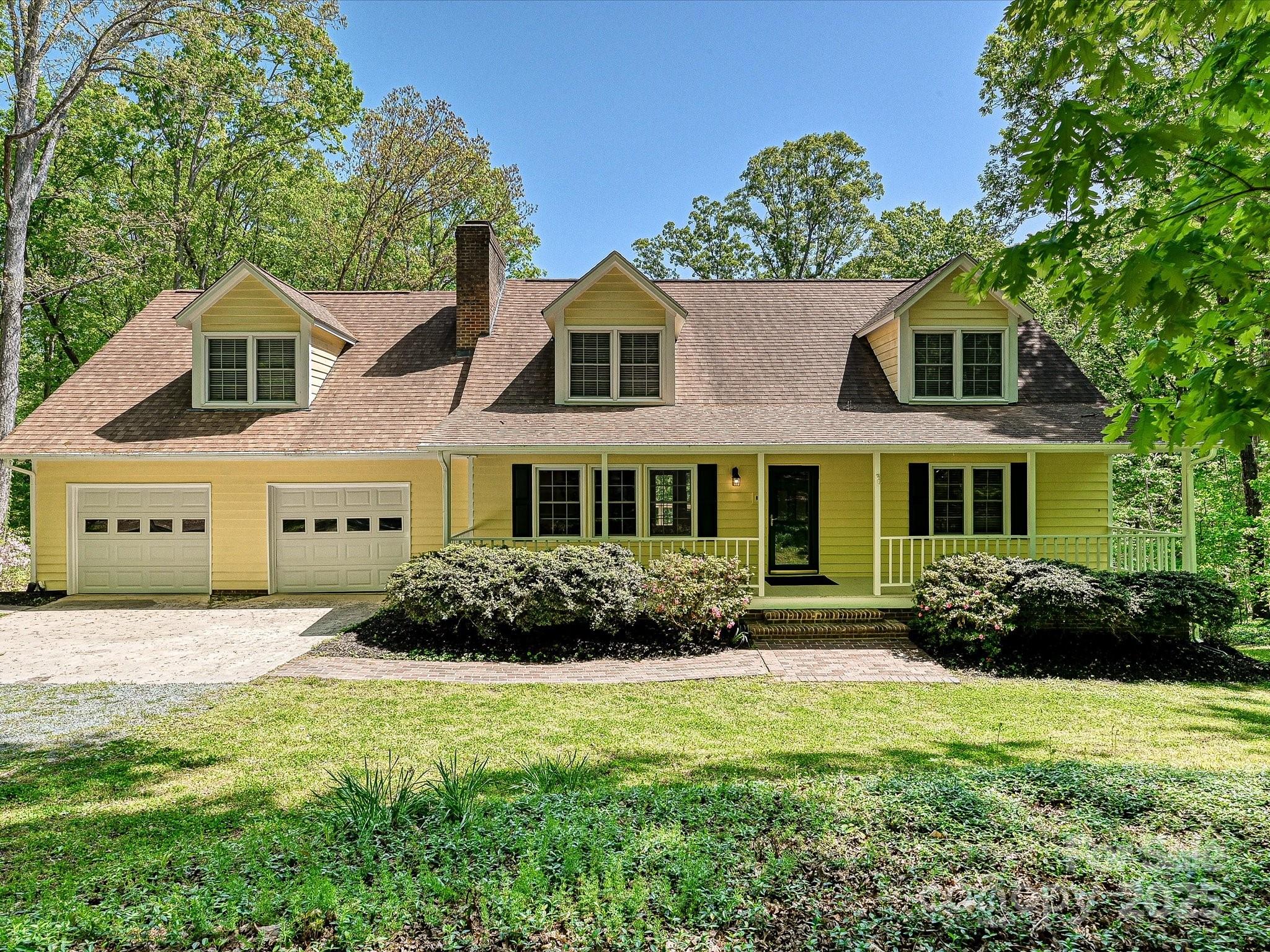 124 Canterbury Lane Matthews NC 28104