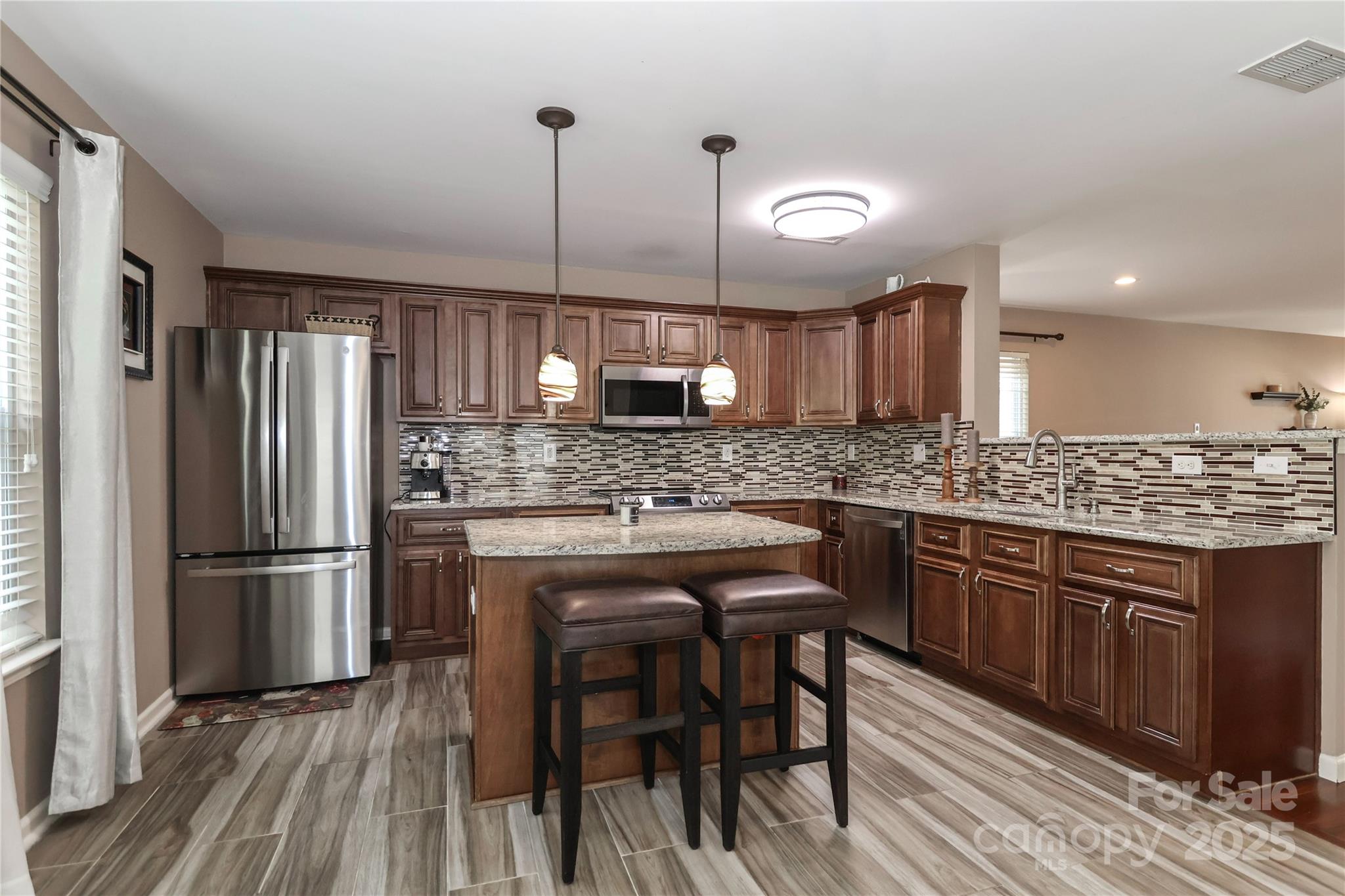 1135 Valley Street Statesville NC 28677